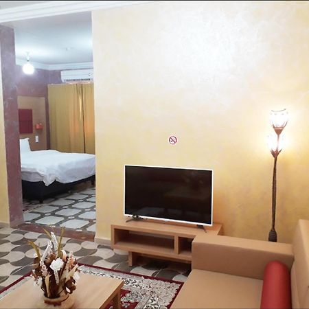 Hotel Takialt Adrar Esterno foto