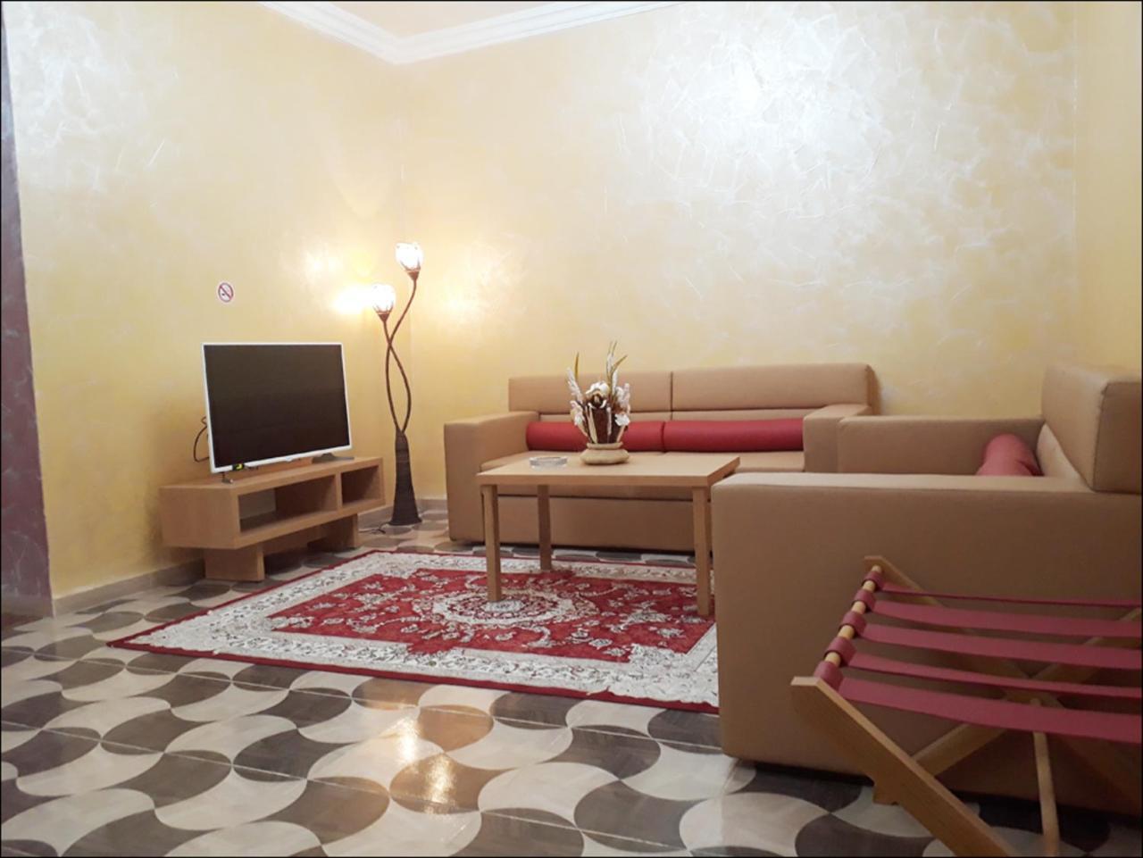 Hotel Takialt Adrar Esterno foto
